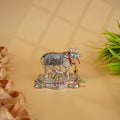 Hariaura Silver Metal Kamdhenu Cow with Calf Idol for Home Temple | Sacred Vastu Cow Statue | Prosperity, Wealth & Positive Energy | Spiritual Pooja Decor & Auspicious Gift
